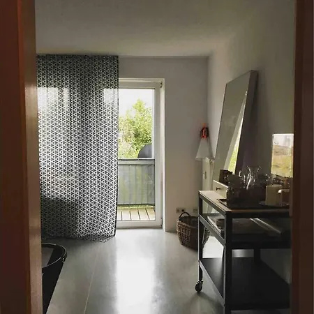 아파트 2 Privat Studio Mit Balkon In *